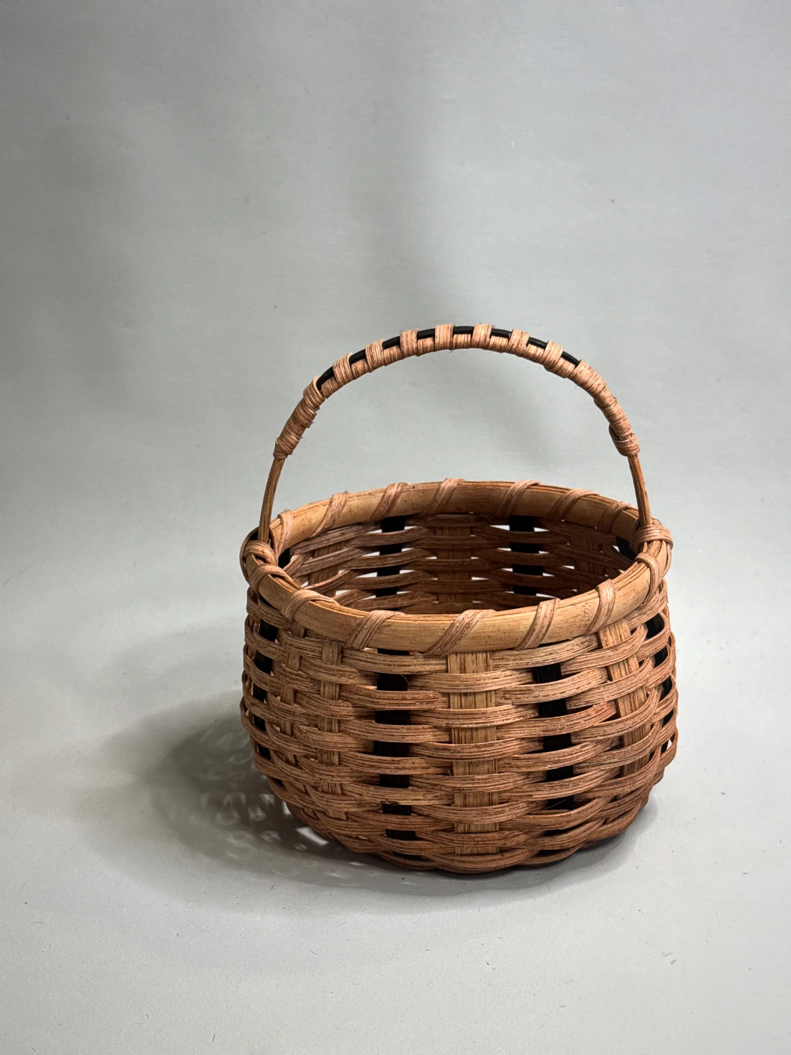 Mini Pumpkin Treat Basket — image 1