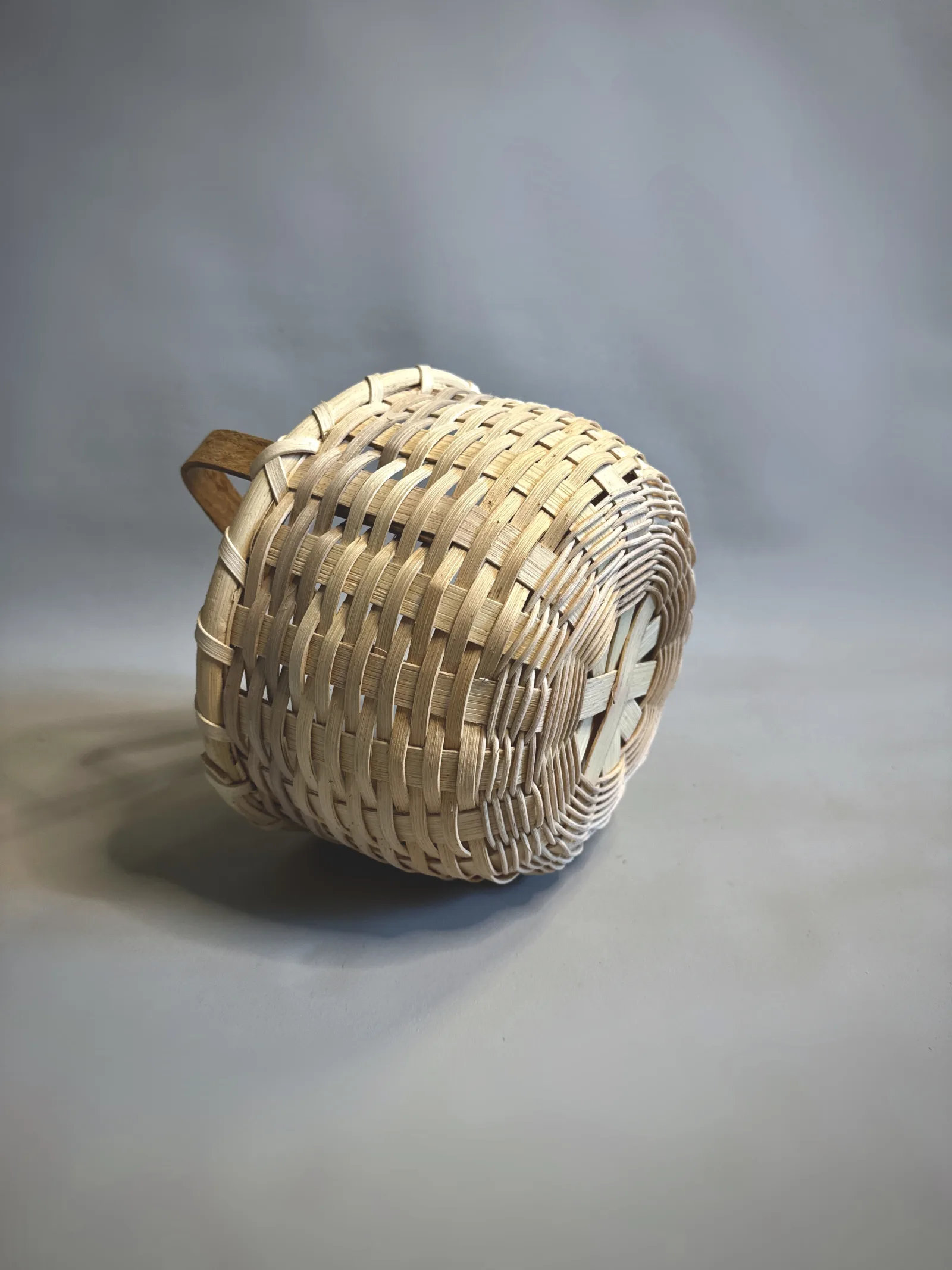 Little Round Basket — image 4